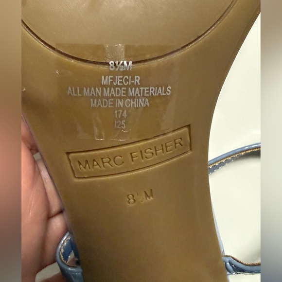 NEW Marc Fisher Blue Strappy Block Heel Sandals - Square Toe - Size 8.5M - Picture 5 of 6